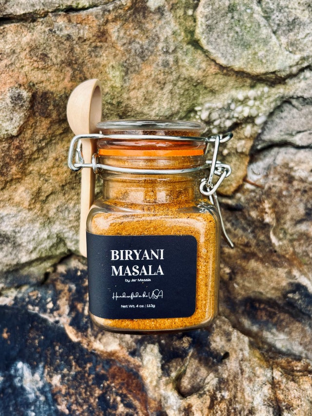 Masala jar top